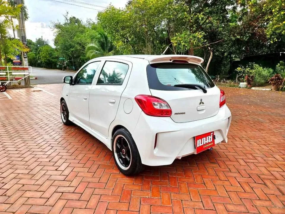 2017 Mitsubishi Mirage VI 3