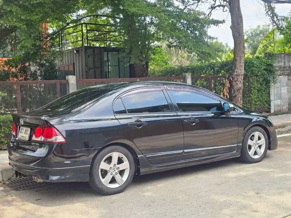 2009 Honda Civic VIII 3