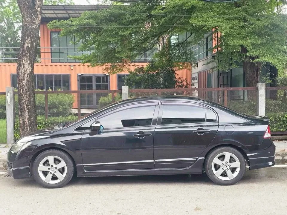 2009 Honda Civic VIII 2