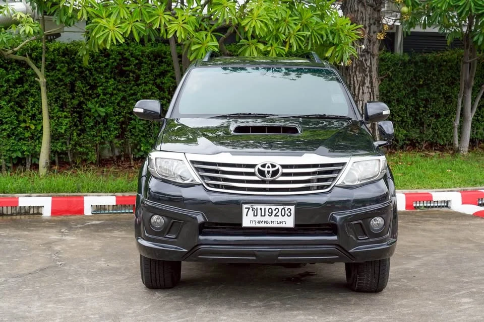 2013 Toyota Fortuner I 2