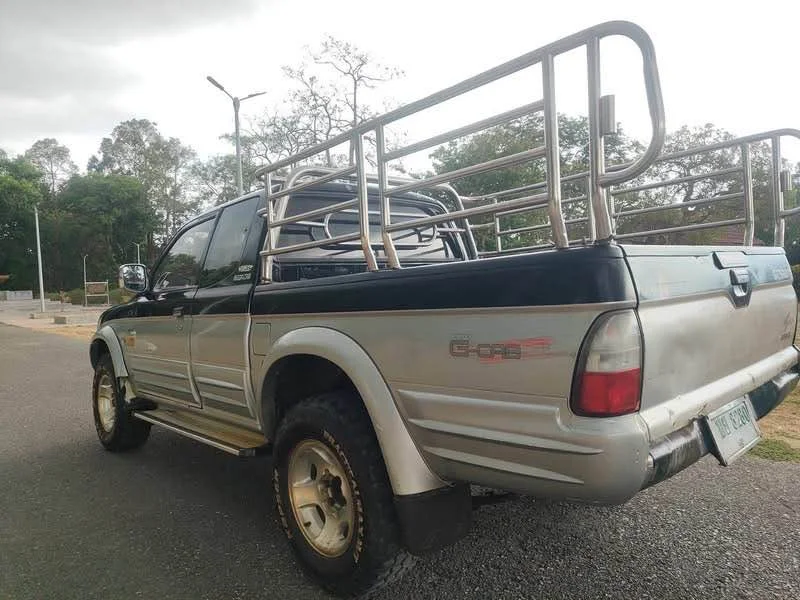 2005 Mitsubishi Strada III 2