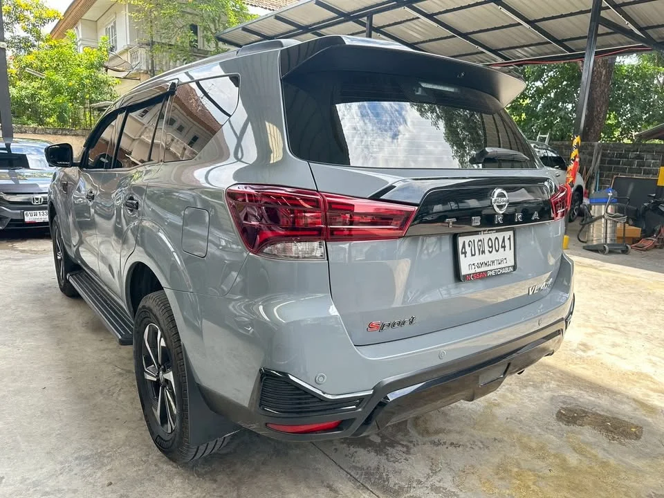 2023 Nissan Terra 2