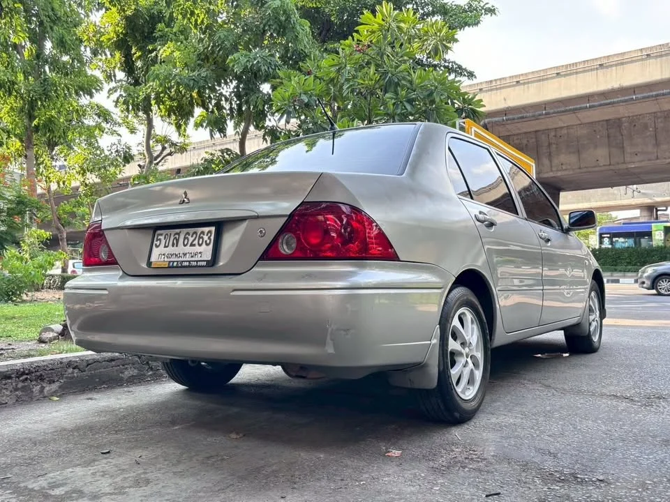 2003 Mitsubishi Lancer VIII 2