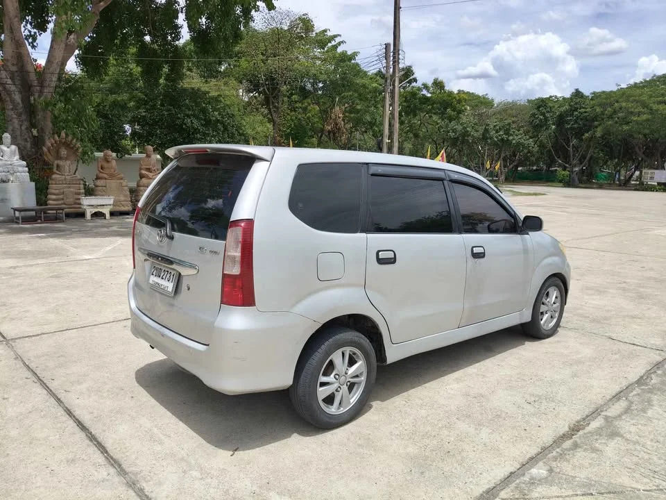 2005 Toyota Avanza I 2