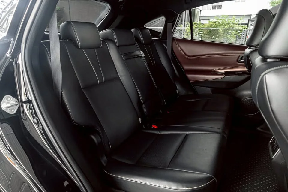 2016 Toyota Harrier III 3