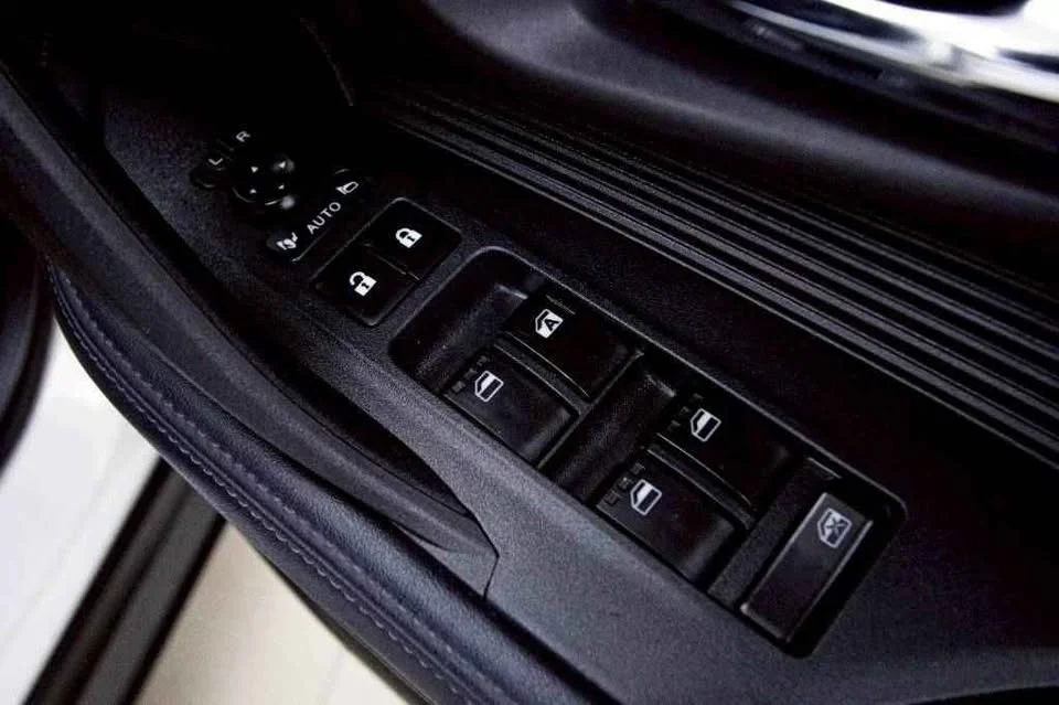 2024 Toyota Yaris Cross AC200 3