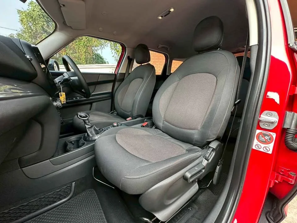2017 Mini Countryman II 3