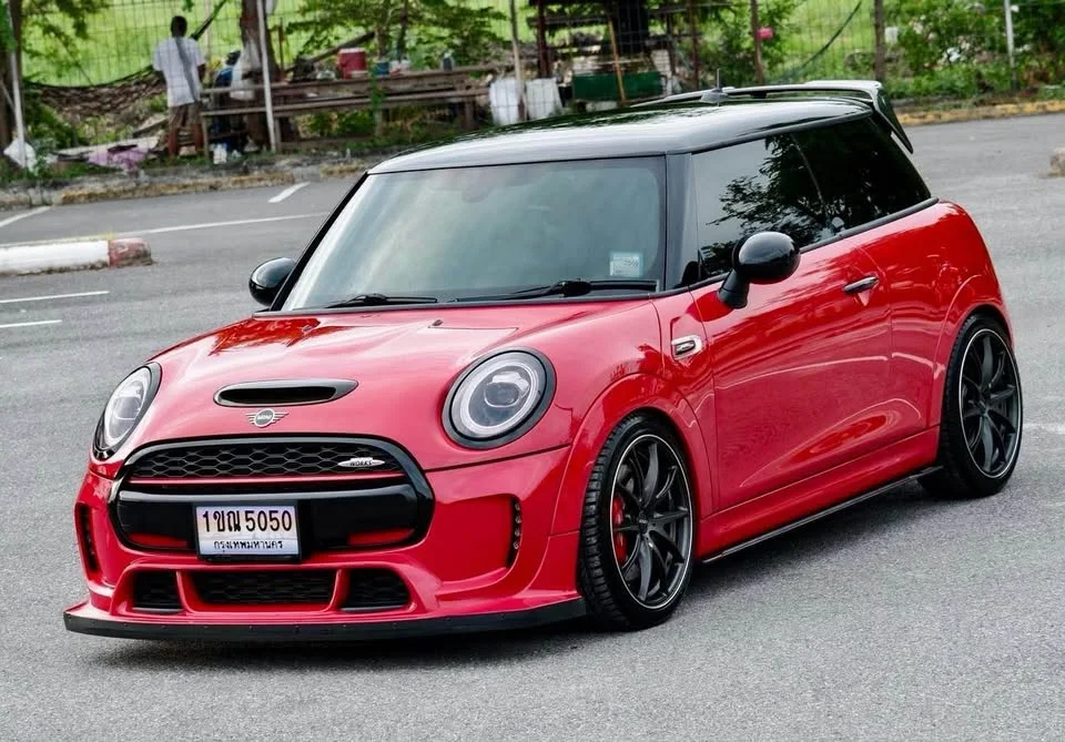 2019 Mini Hatch  III 2