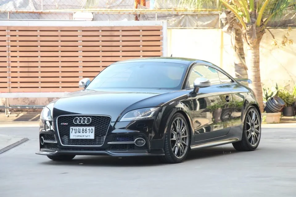 2011 Audi TT Mk2 2