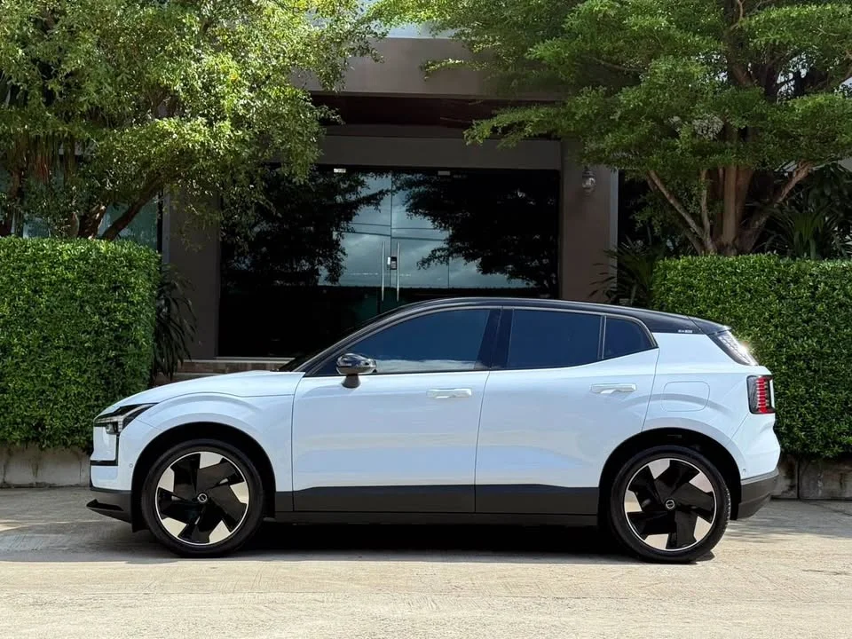 2024 Volvo EX30 I 3
