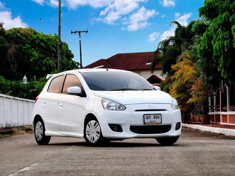 2012 Mitsubishi Mirage VI 2