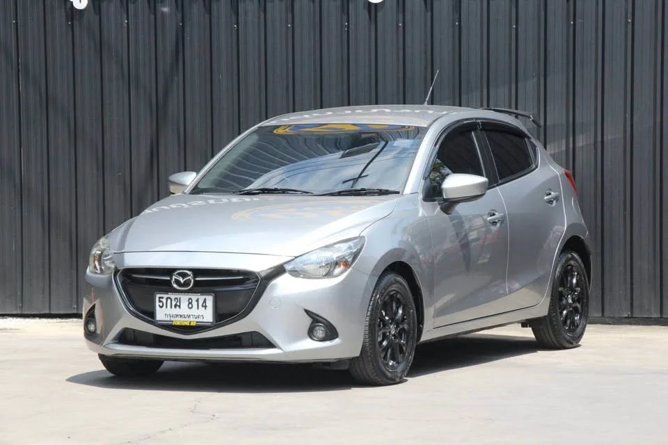 2016 Mazda 2 III 3