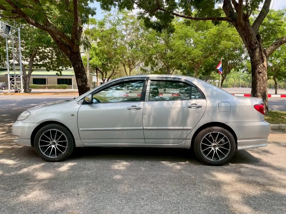 2004 Toyota Corolla Altis IX (E120) 3