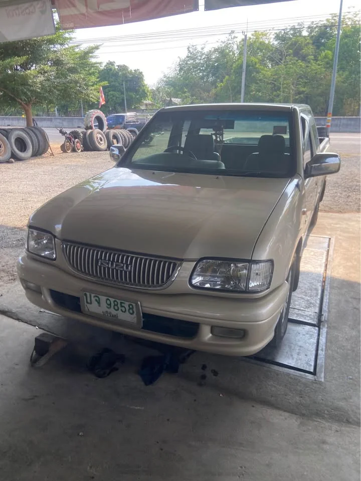 1997 Isuzu Faster Dragon Eyes III 2