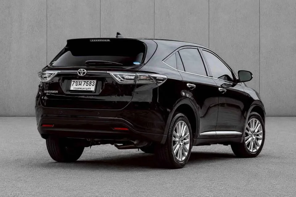 2016 Toyota Harrier III 3