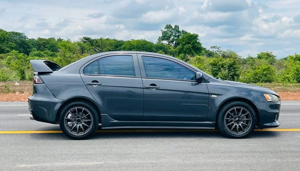 2009 Mitsubishi Lancer IX 2