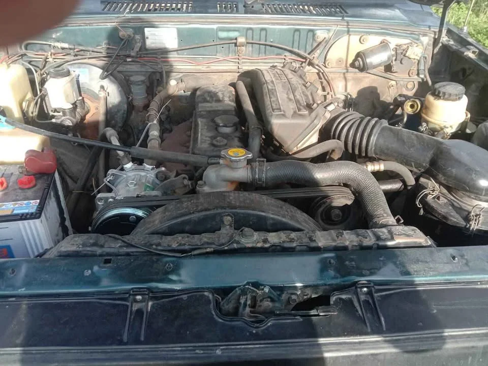 1994 Mazda B2500 IV 2