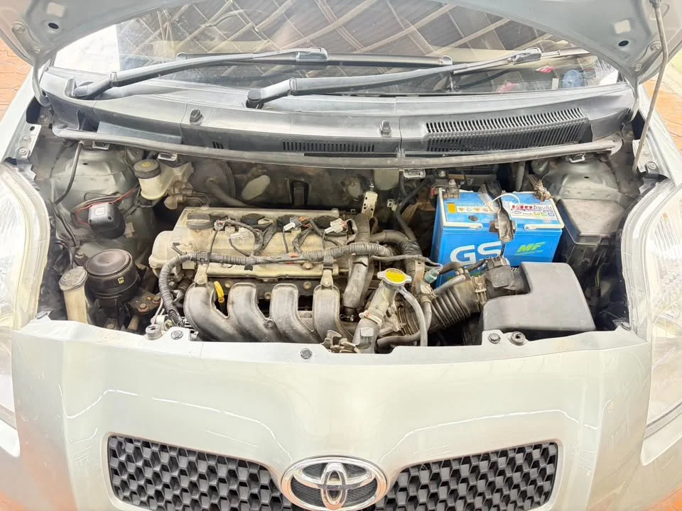 2006 Toyota Yaris II 3