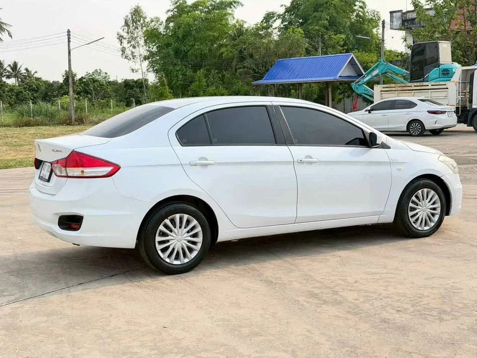 2015 Suzuki Ciaz 3
