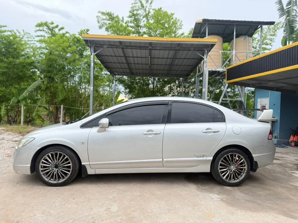 2007 Honda Civic VIII 2