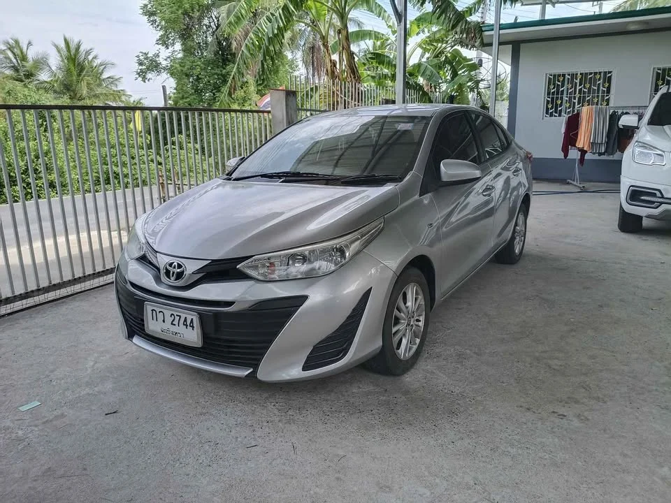 2019 Toyota Yaris ATIV III 3
