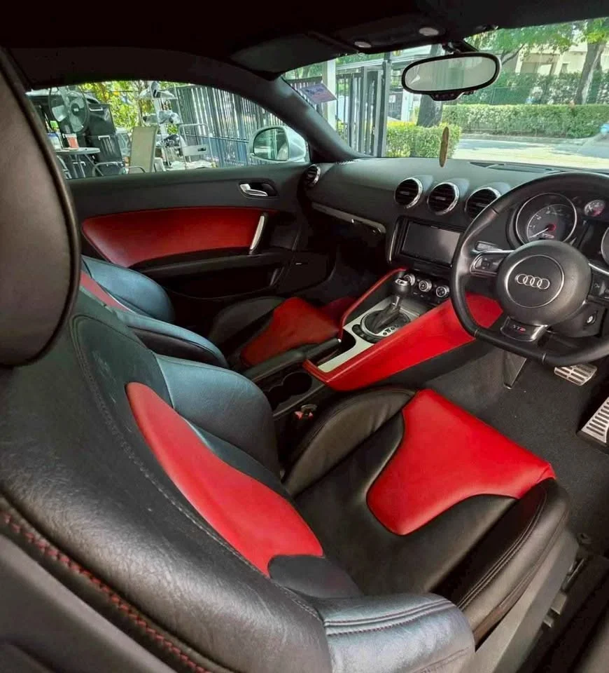 2010 Audi TT Mk2 3