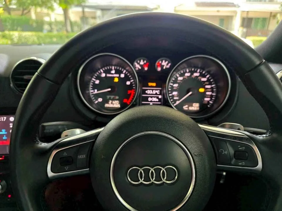 2010 Audi TT Mk2 2