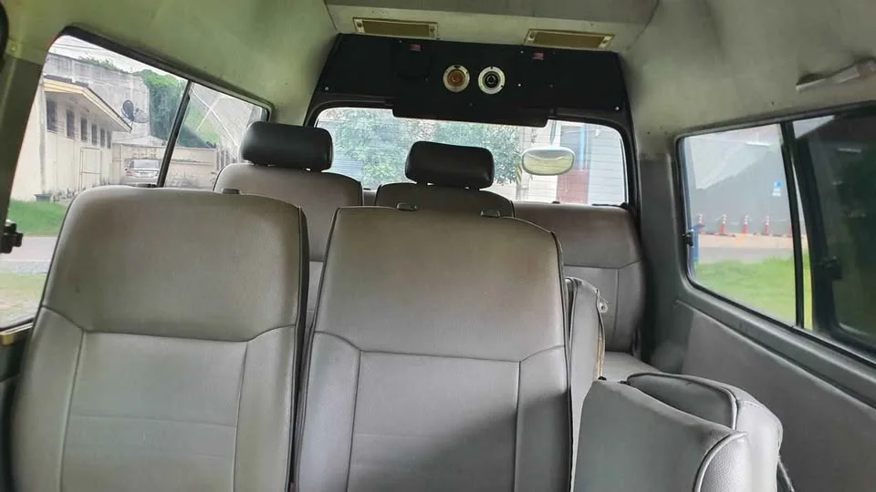 2001 Toyota Commuter IV (H100) 3
