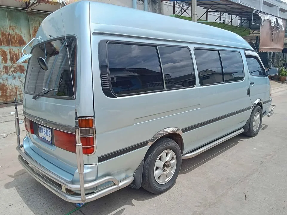 2001 Toyota Commuter IV (H100) 2