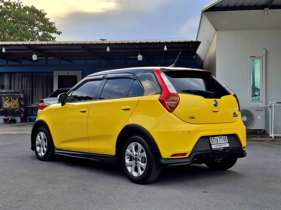 2016 MG 3 II 3