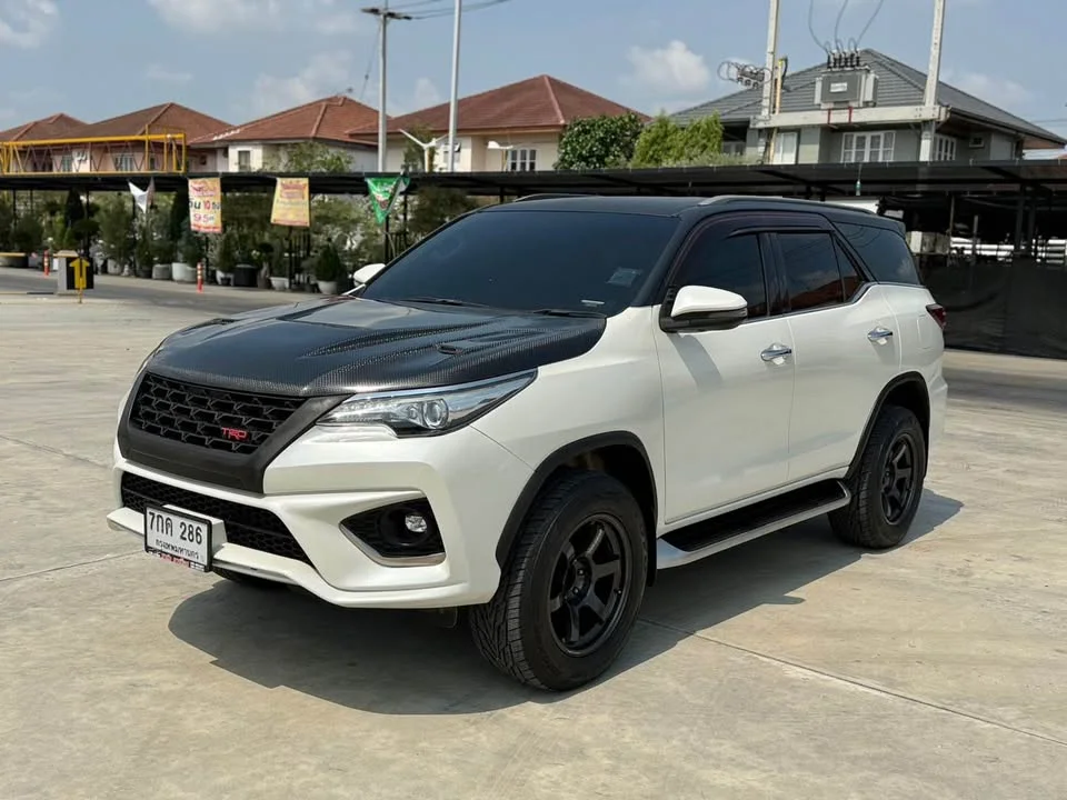 2018 Toyota Fortuner II 2