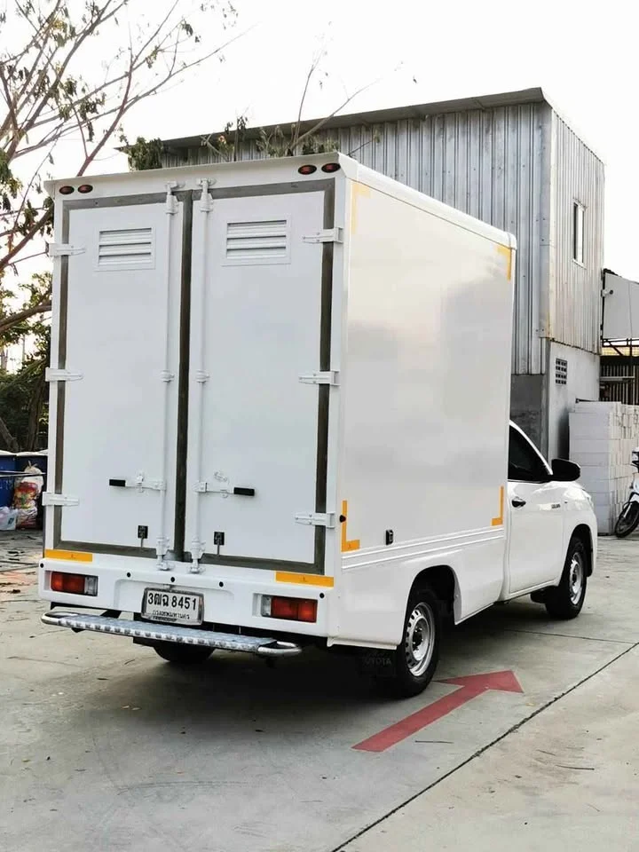 2020 Toyota Hilux VIII 3