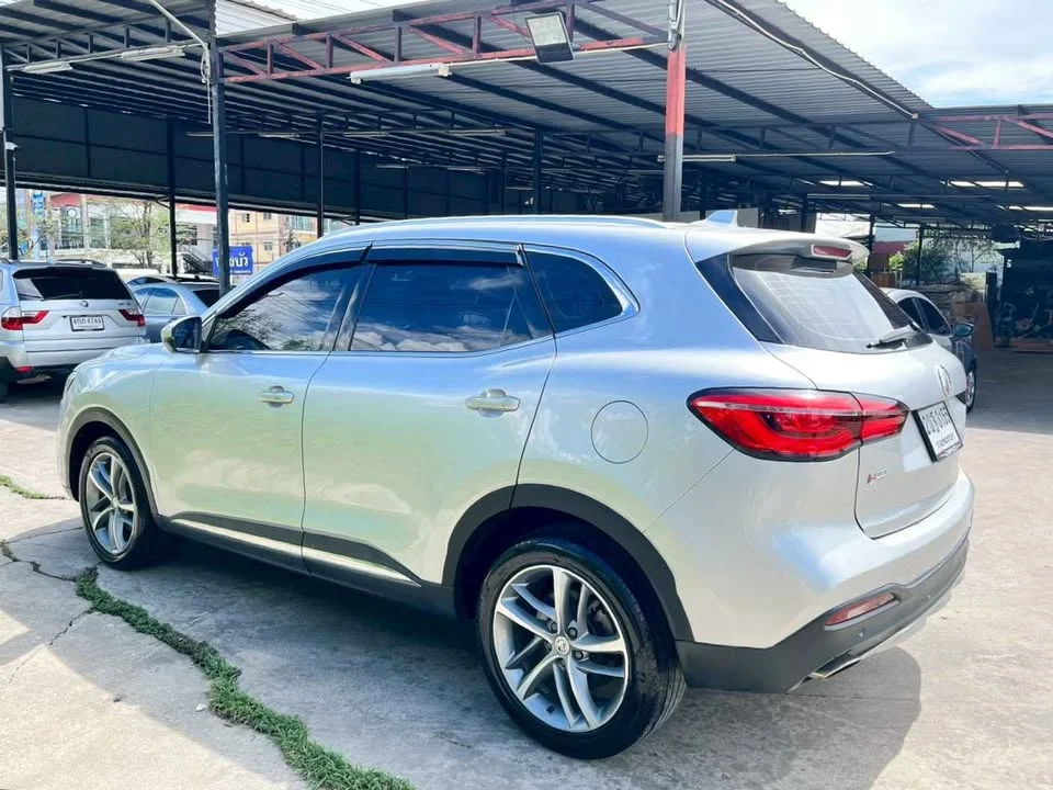2020 MG HS 2