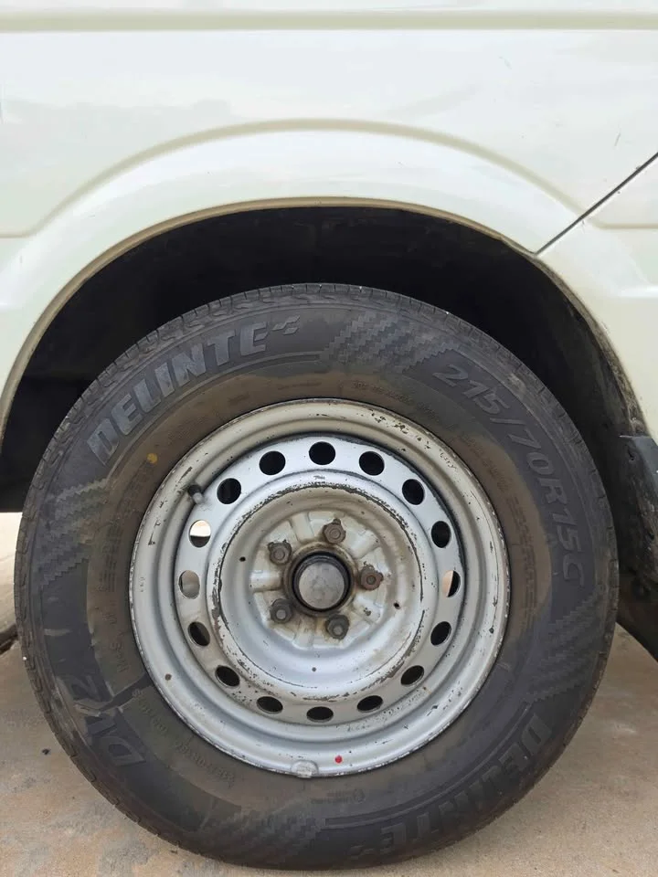Toyota Commuter IV (H100) 2