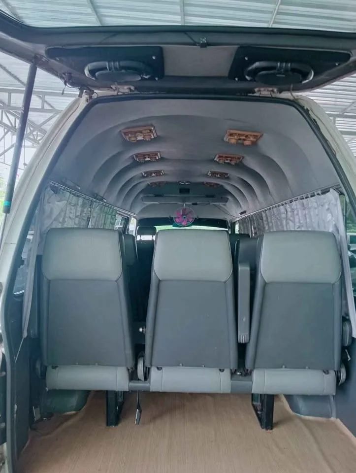 2001 Toyota Commuter IV (H100) 3