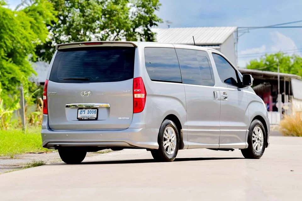 2013 Hyundai H-1 II 3