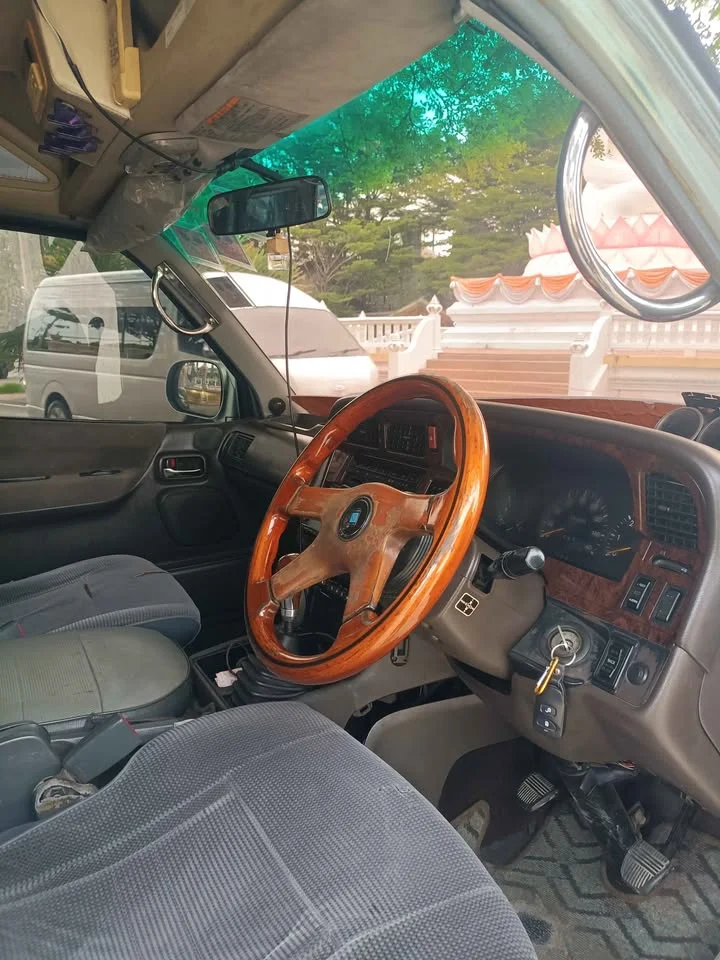 1996 Toyota Commuter IV (H100) 2