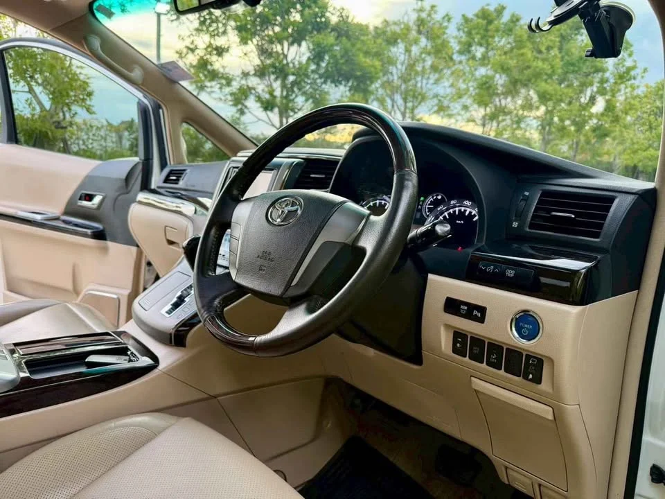 2013 Toyota Alphard, Vellfire II (AH20) 2