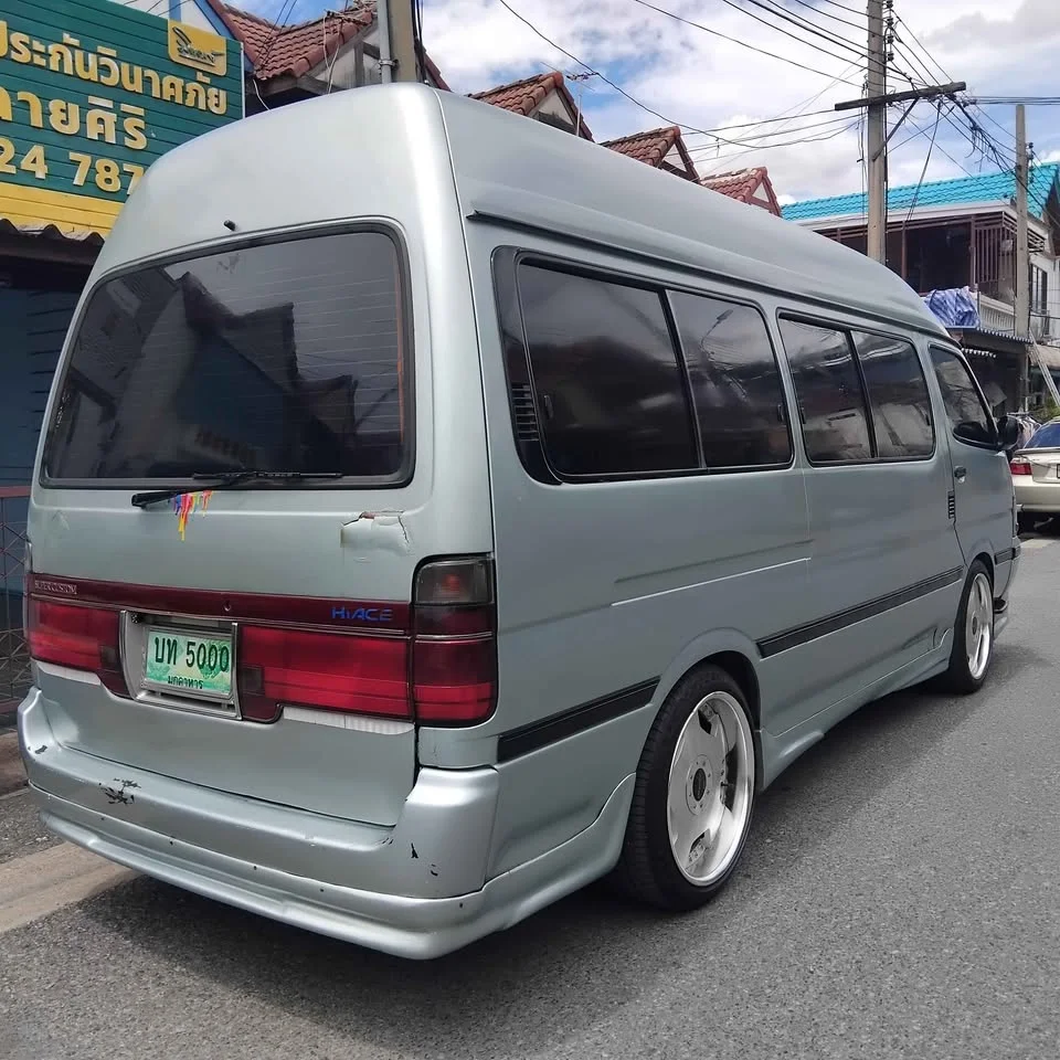 2002 Toyota Commuter IV (H100) 2