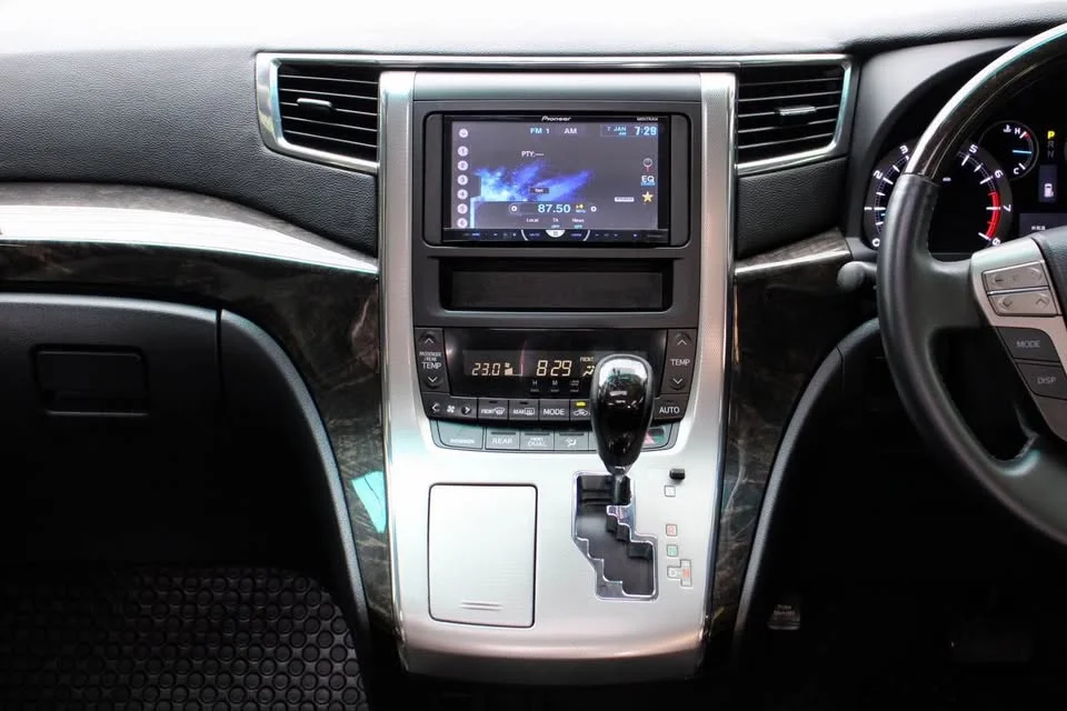 2014 Toyota Alphard, Vellfire II (AH20) 2