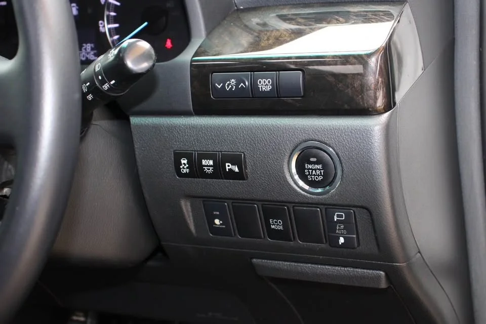 2014 Toyota Alphard, Vellfire II (AH20) 3