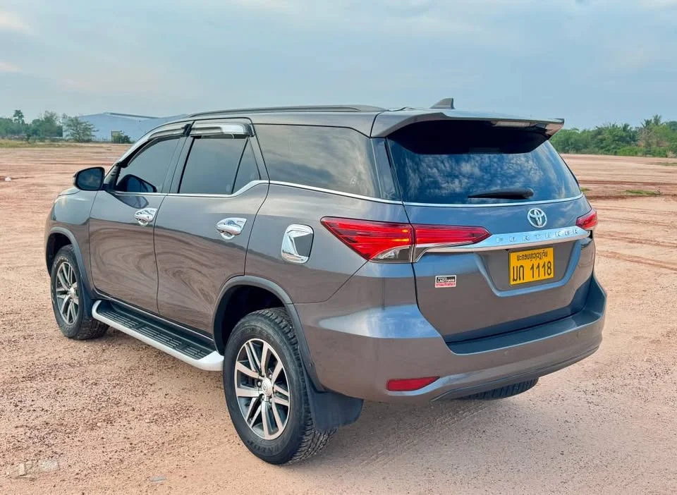2019 Toyota Fortuner II 2