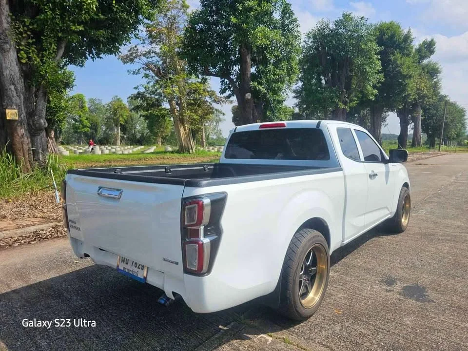 2021 Isuzu D-Max III (RG) 2