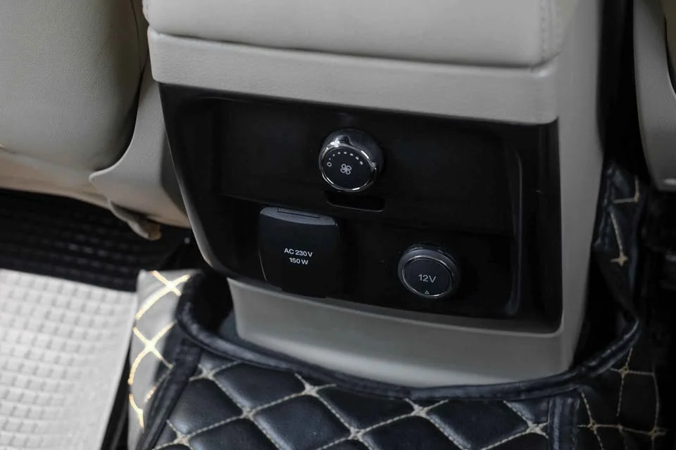 2018 Ford Everest II 3