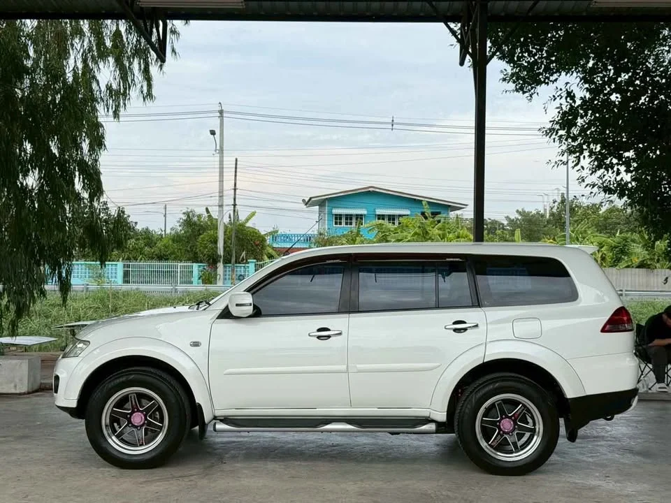 2014 Mitsubishi Pajero Sport II 3