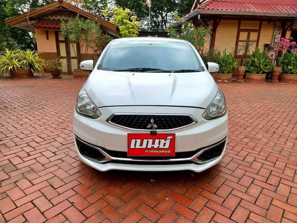 2017 Mitsubishi Mirage VI 2