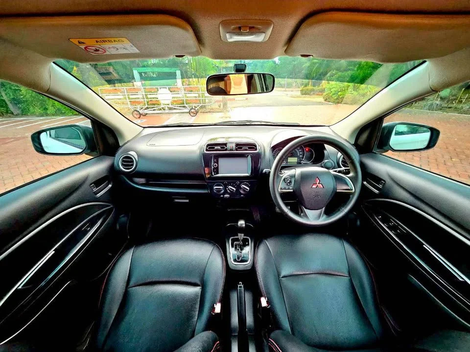 2017 Mitsubishi Mirage VI 3