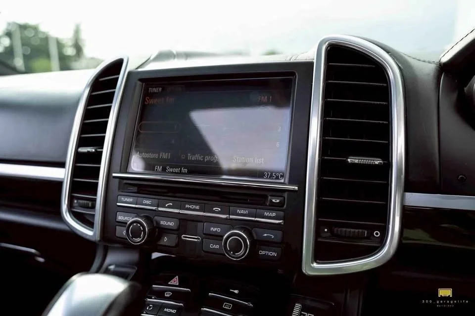 2012 Porsche Cayenne II 2