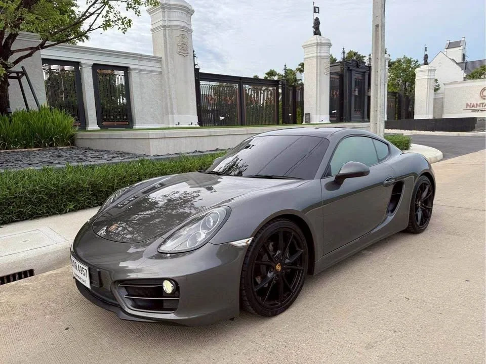 2013 Porsche Boxster and Cayman III 3
