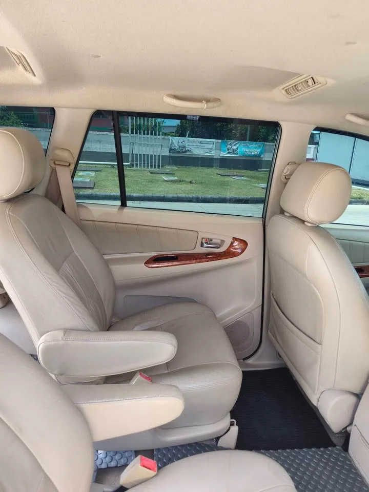 2008 Toyota Innova I 3